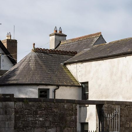 Вилла Castletown Round House Келбридж Экстерьер фото