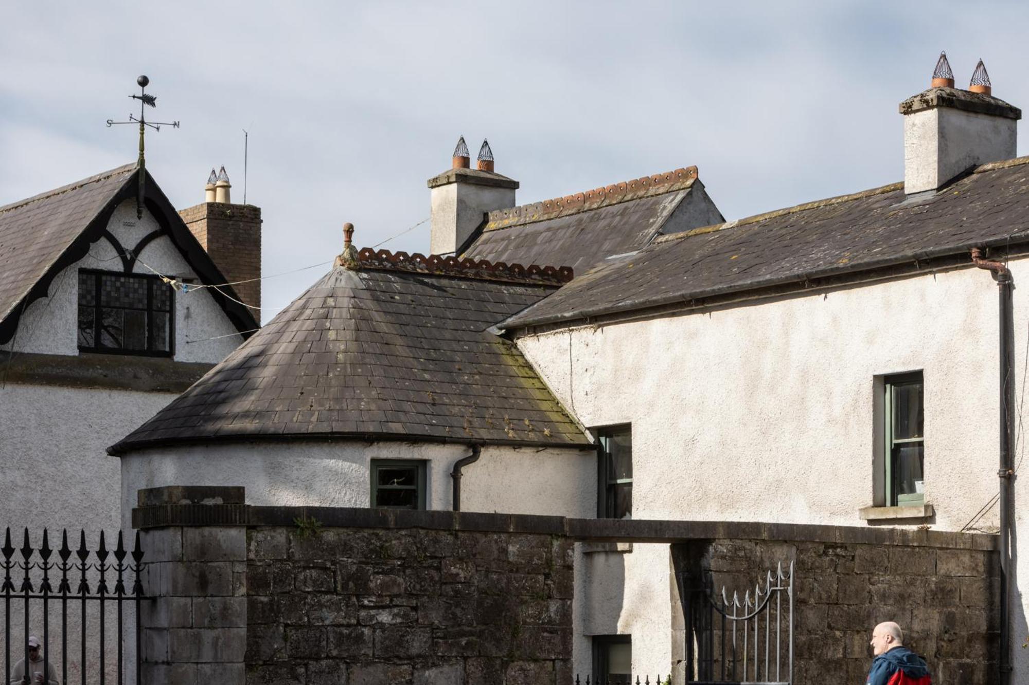 Вилла Castletown Round House Келбридж Экстерьер фото