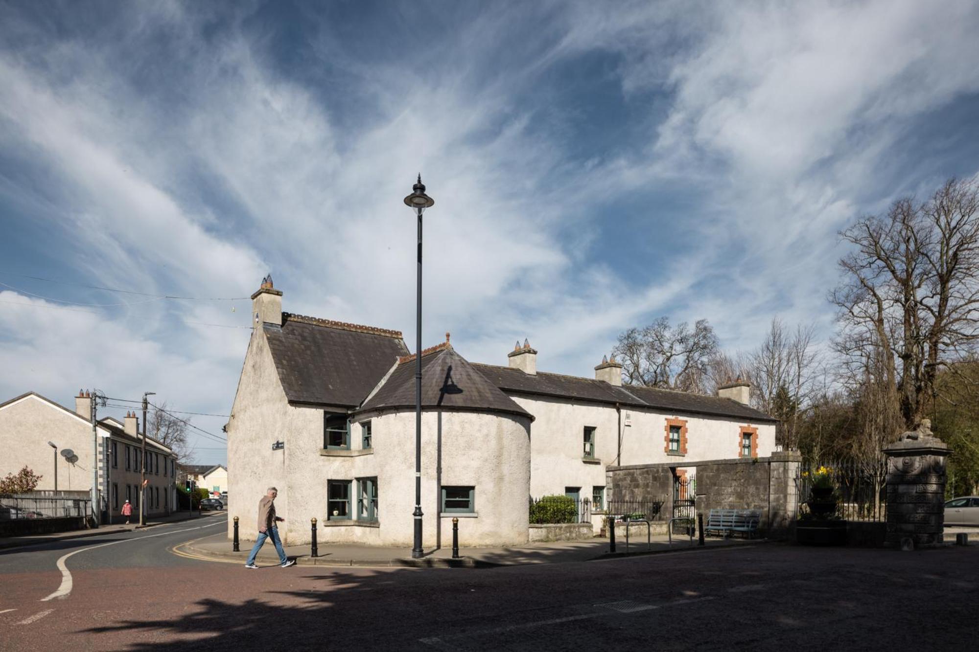 Вилла Castletown Round House Келбридж Экстерьер фото
